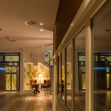 Catalonia Donosti 4*