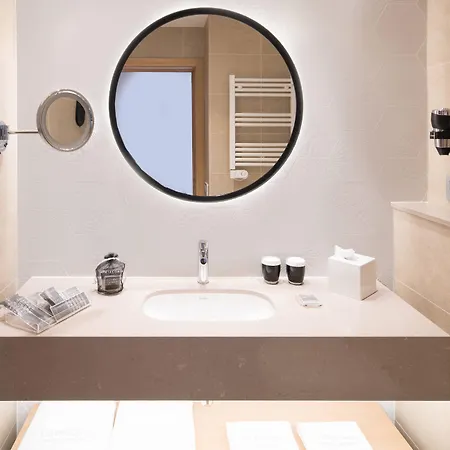 Catalonia Donosti 酒店 4*