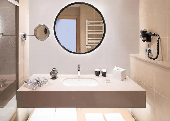 Catalonia Donosti Hotell 4*